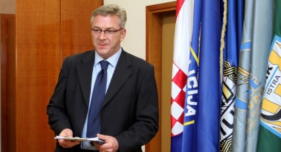 OSTOJIĆ: Grbić naredio obradu novinara s ciljem da neizravno nadzire Bajića