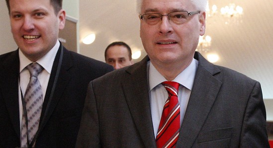 “VEĆINA JE SPREMNA VIŠE KUKATI NEGO RADITI, TO SE MORA PROMIJENITI” Josipović o stanju u poduzetništvu
