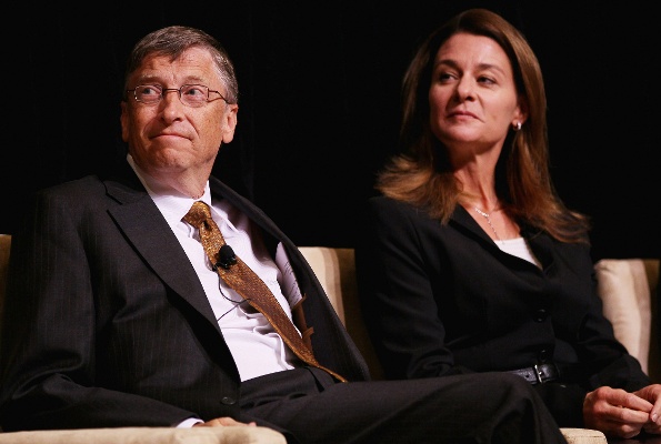Bill Gates želi kreirati “novu generaciju kondoma”