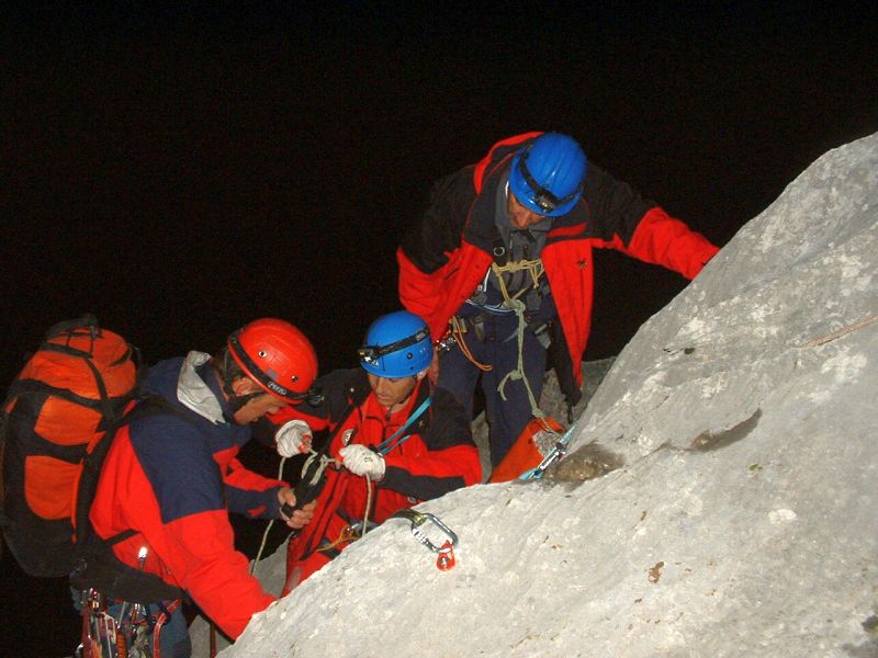 Iz stijene Anića kuk spašena dvojica mađarskih alpinista