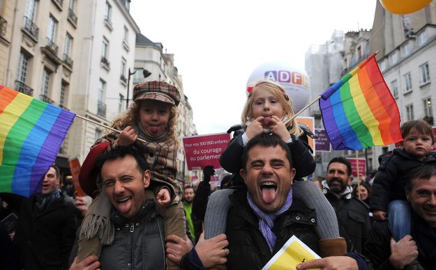 Francuska legalizirala gay brakove!