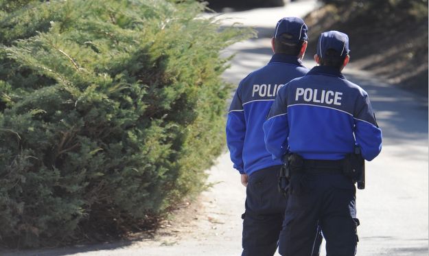 Drogirani i naoružani Hrvat u Švicarskoj ukrao auto pa bježao policiji