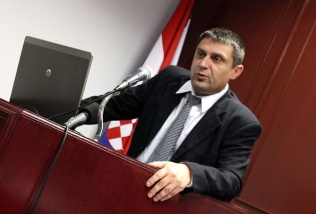 Kaznena prijava protiv Franje Tuđmana zbog ratnog profiterstva: “Pretvorio je Hrvatsku u privatnu tvrtku!”