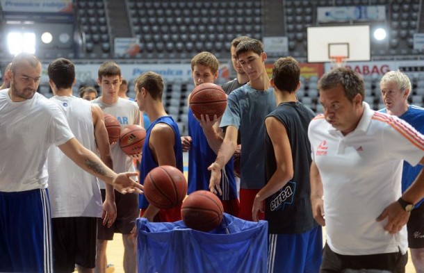 Vlašić na prvom treningu: Sljedeći tjedan bi slika momčadi trebala izgledati dosta bolje