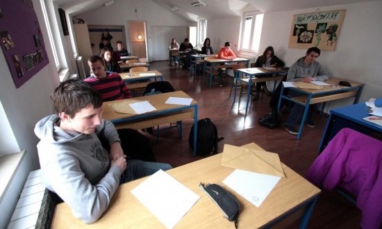 Ministrova odluka Zadarskoj privatnoj gimnaziji iz džepa izbila 600.000 kuna