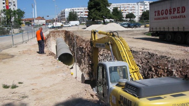 Radović dobio 130 tisuća kuna za pravo služnosti