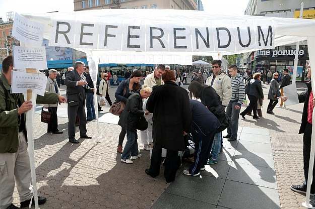 Referendumski ustanak: Vlada mora odstupiti, spriječimo ovrhe i deložacije i poništimo pretvorbu i privatizaciju!