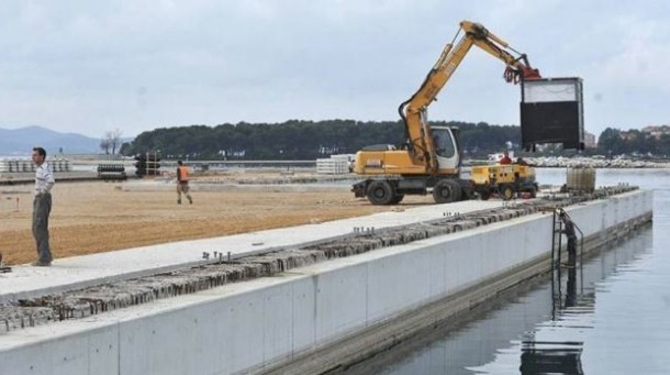 Skup o Gaženici: “Vlada će nas kontejnerima vratiti 30 godina unatrag”