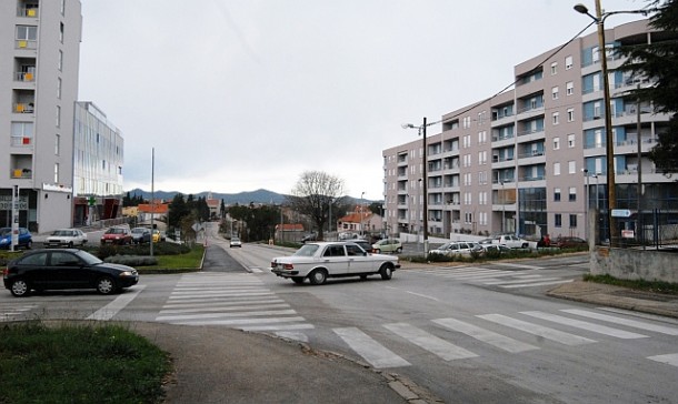 POKUŠAJ UBOJSTVA: Alkoholizirana žena nožem napala mušarca