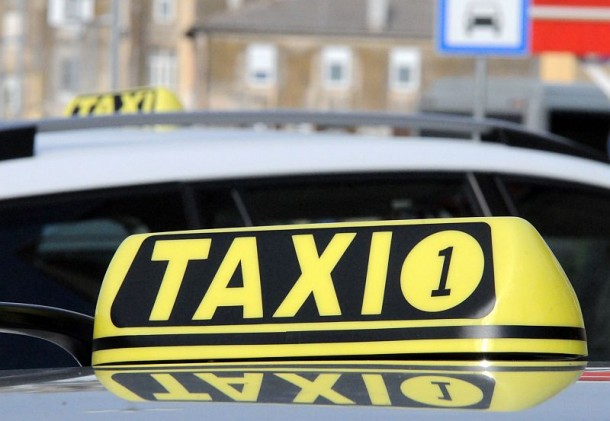 Pretučen vozač taxi Denisa