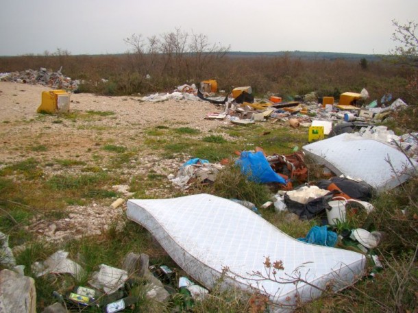 Na zemljištu predviđenom za azil danas je odlagalište otpada