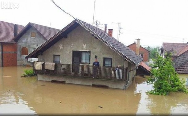 Katastrofalne poplave u BiH: Evakuacija 10 tisuća ljudi kod Bijeljine, u Doboju 20 mrtvih