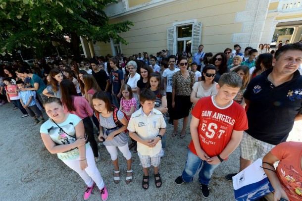 Učenici osnovnih škola primili priznanja za svoje uspjehe na državnim i županijskim natjecanjima