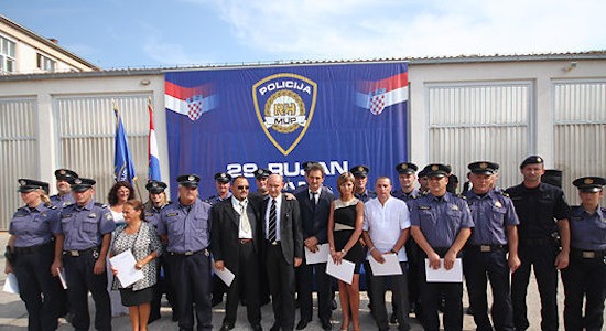 USKOK istražuje zadarske policajce koji su uzeli mito