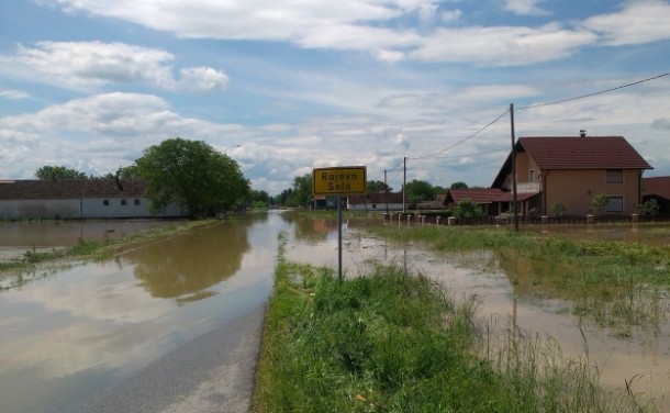 Evo gdje je završio novac kojeg su banke donirale žrtvama poplava