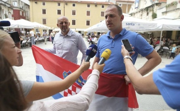 CIRKUS NA GRADSKOM VIJEĆU HDZ-ovci na oporbu poslali zaštitare i policiju