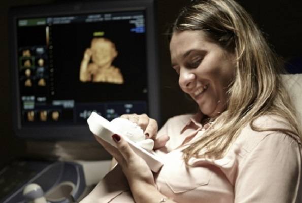 Slijepa žena “vidjela” svoje nerođeno dijete zahvaljući 3-D ultrazvuku