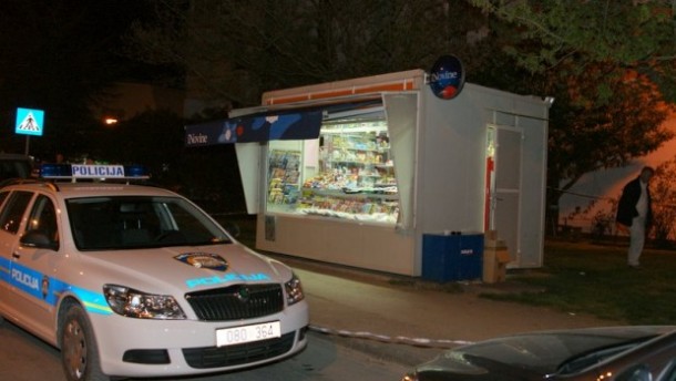 ULICA STJEPANA RADIĆA Provalio u kiosk i ukrao cigarete