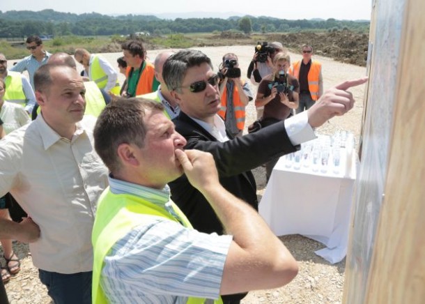 Milanović: Na proljeće krećemo graditi Pelješki most