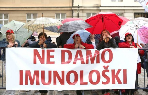 Radnici Imunološkog spremni za štrajk!