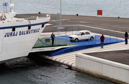 LUKA ZADAR Zaposlenik fizički napao svog šefa nezadovoljan njegovim postupanjem prema njemu