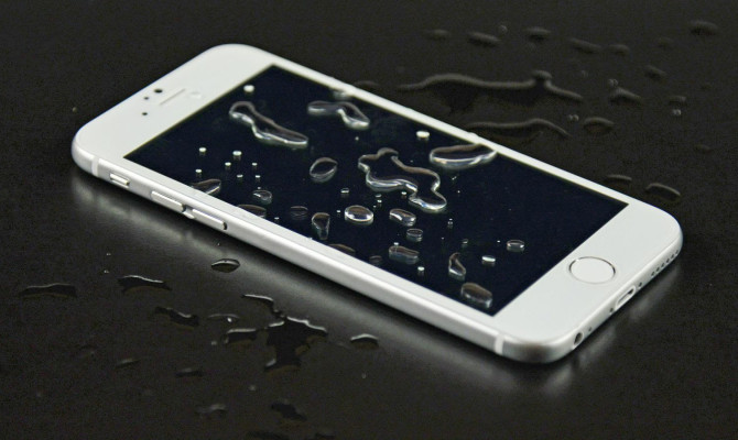 NOVI PATENT IZ APPLEA: Hoće li sljedeća generacija iPhonea biti vodootporna?