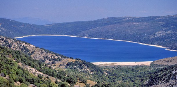 PARK PRIRODE VRANSKO JEZERO Ribič uočio beživotno tijelo kako pluta u vodi