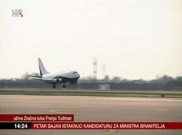 Princ Charles i Camilla sletjeli u zračnu luku Zagreb