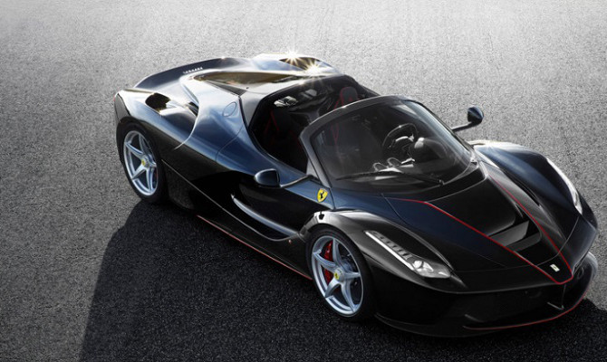 PREDSTAVIT ĆE SE U PARIZU Ferrari objavio fotografije cabrio verzije svog modela LaFerrari