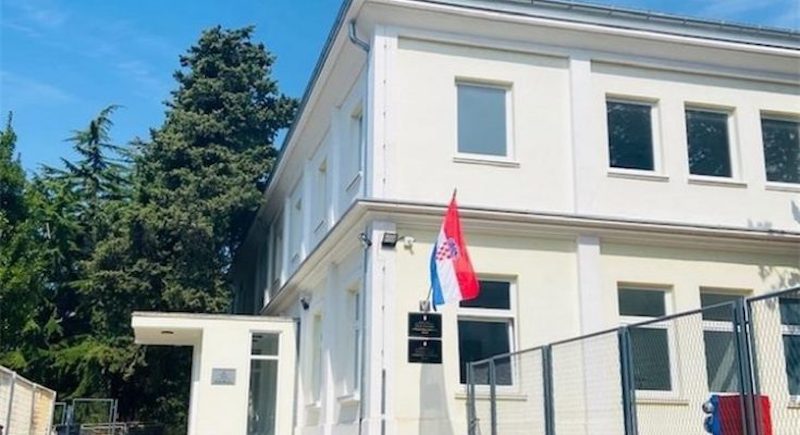Policijske postaje Zadar preselile na novu lokaciju, u novouređeni objekt u sklopu bivšeg vojnog kompleksa Stjepan Radić