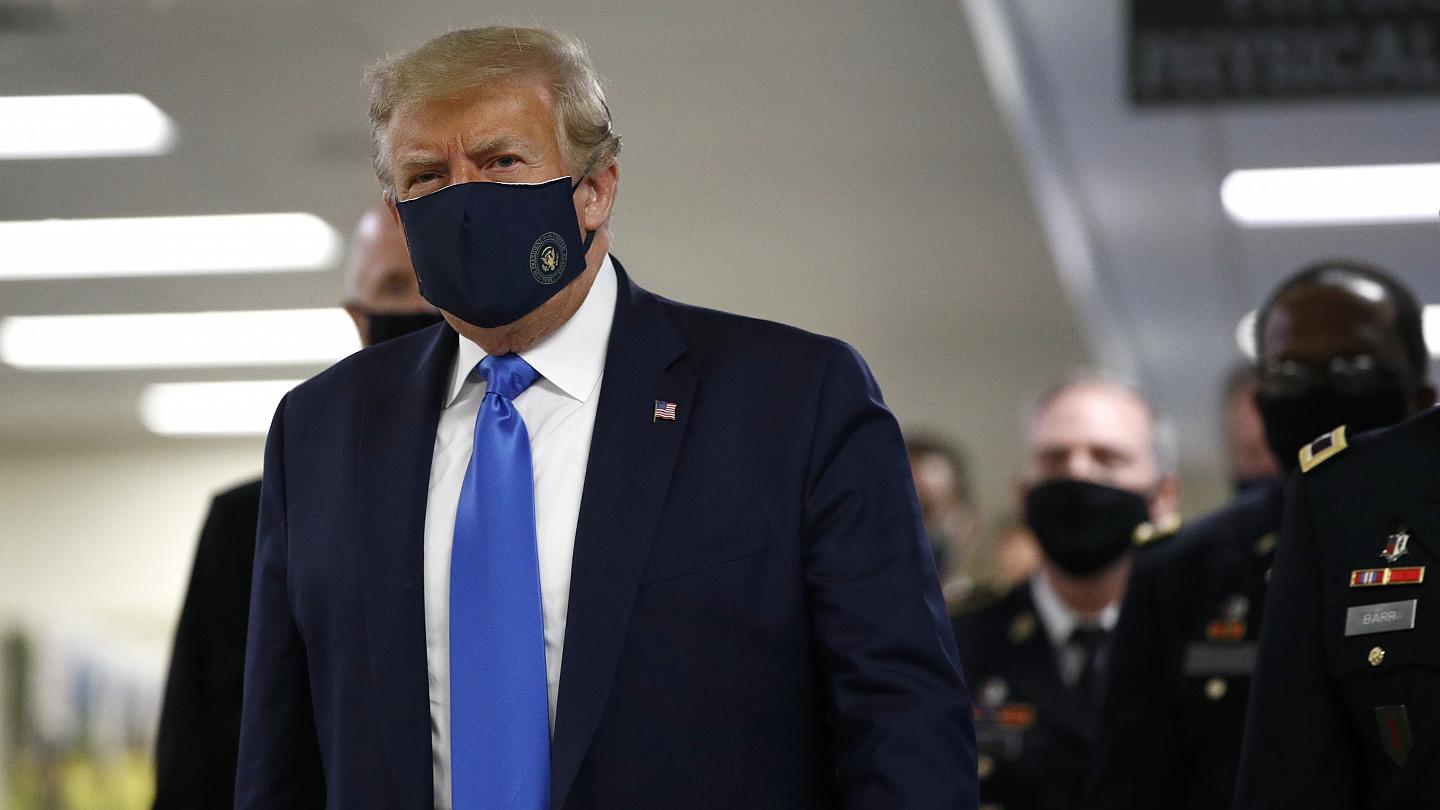 Donald Trump održao je govor s balkona Bijele kuće