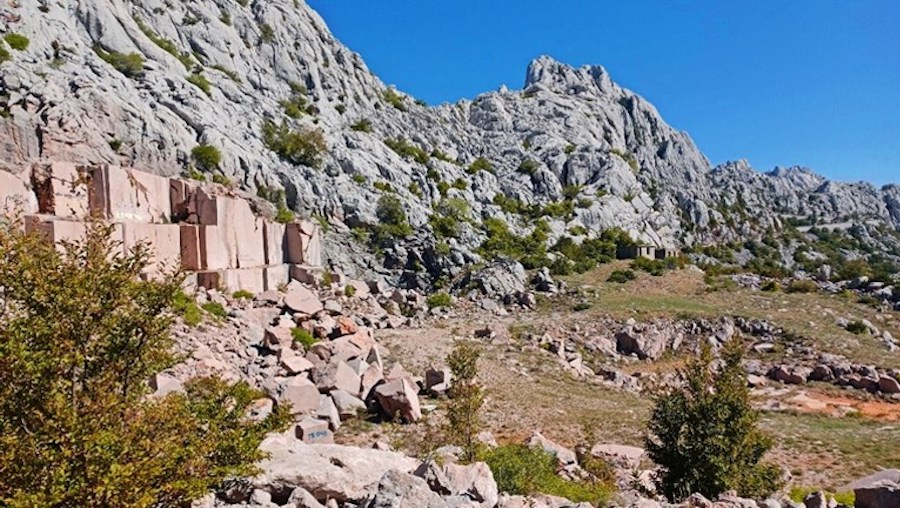 Česi otvaraju kamenolom usred Parka prirode Velebit