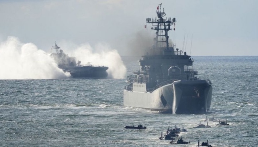 Ruski vojni brodovi iznenada u Tihom oceanu, podignuta borbena spremnost